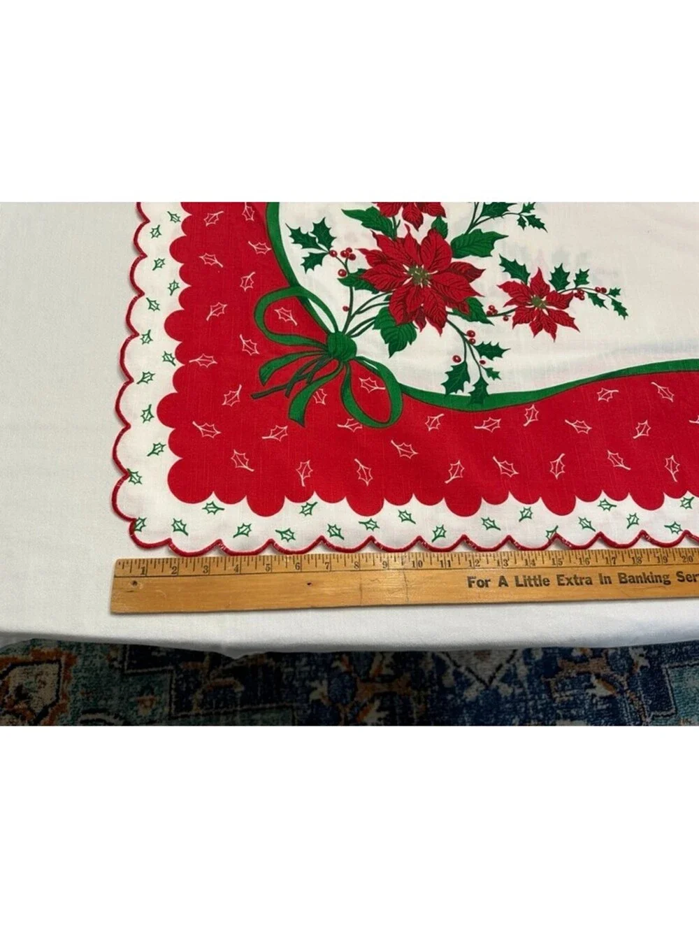 Christmas Holly Poinsettia Tablecloth White Red Rectangle Scalloped Edge 48.5x67